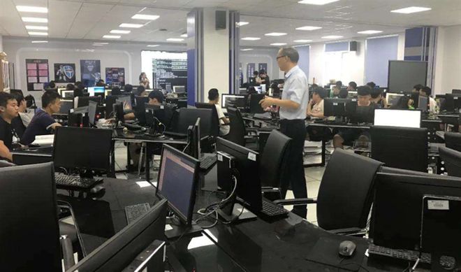 走进数字媒体技术应用专业 技术服务引领未来创意